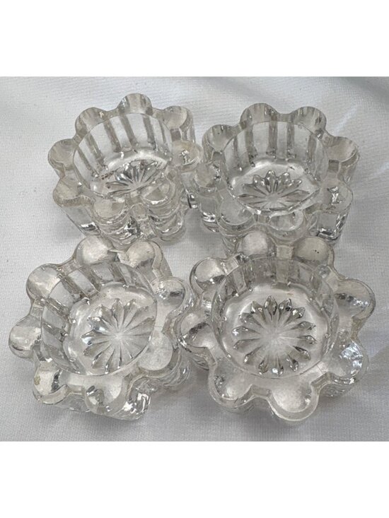 Other - Clear Glass Floral Salt Cellars Set 4 Adorned Starburst Design Vintage